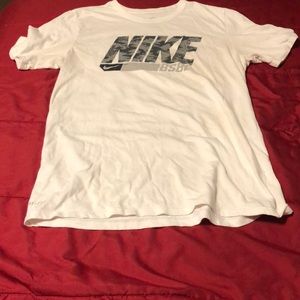Nike Men’s Tee